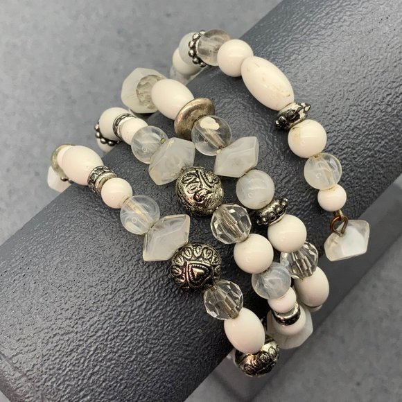 Memory Wire Wrap Bracelet White Silver As Is Frosty Translucent Marbled Heart - Picture 2 of 6